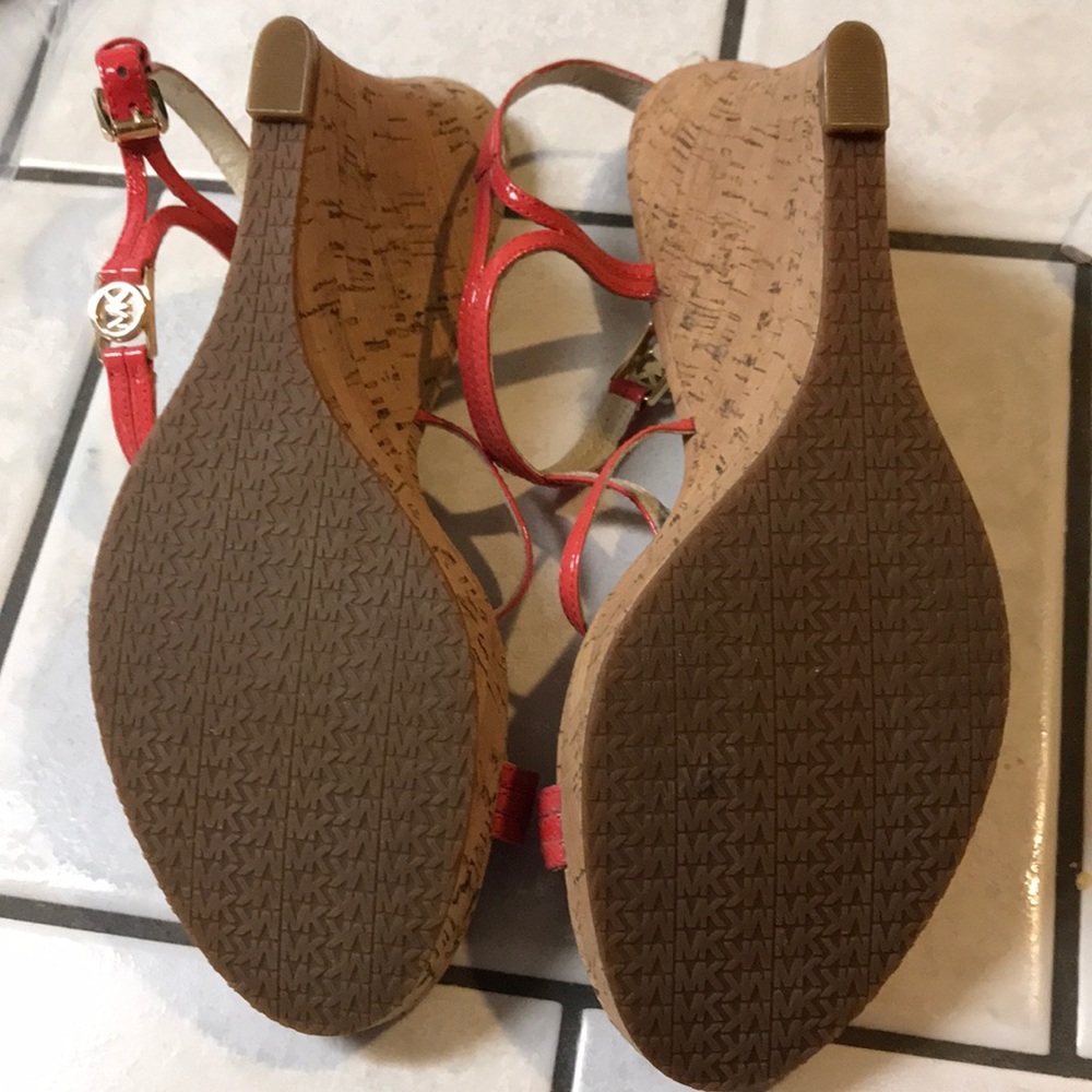 Michael Kors Coral Wedges - Picture 2 of 4